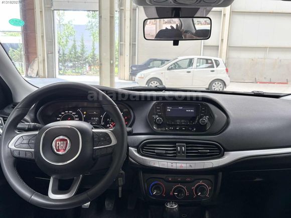 TR DE TEK 32.000 KM İLK SAHİBİNDEN FIAT EGEA EASY STLL