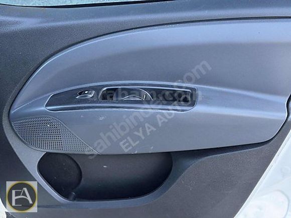 ELYA'DAN 2013 1.6 MULTiJET 105HP EASY GENiŞ AiLE FiAT DOBLO