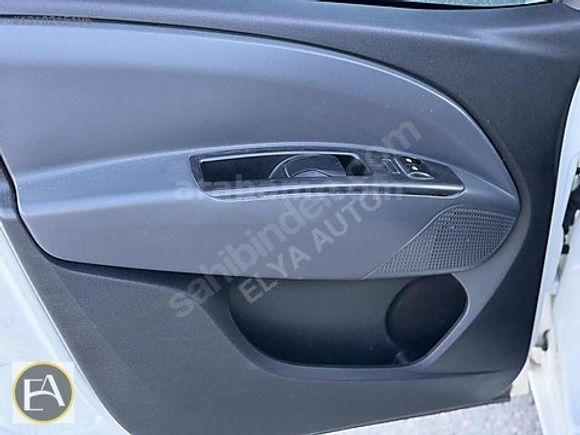 ELYA'DAN 2013 1.6 MULTiJET 105HP EASY GENiŞ AiLE FiAT DOBLO