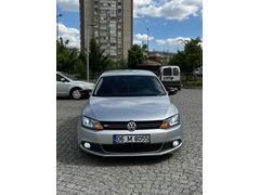 Sahibinden Volkswagen Jetta 1.6 TDi Comfortline 2012 Model  281.000 km Gri (Gümüş)
