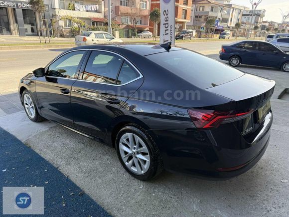 2023 SKODA OCTAVİA 1.5 TSI E-TEC PREMIUM DSG 117500 KM
