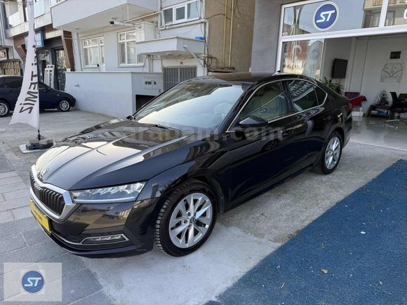2023 SKODA OCTAVİA 1.5 TSI E-TEC PREMIUM DSG 117500 KM