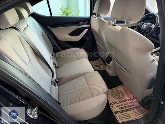 2023 SKODA OCTAVİA 1.5 TSI E-TEC PREMIUM DSG 117500 KM
