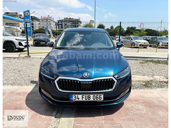 2022 SKODA OCTAVİA 1.5 e-Tec PREMİUM HATASIZ BOYASIZ TRAMERSİZ