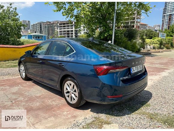 2022 SKODA OCTAVİA 1.5 e-Tec PREMİUM HATASIZ BOYASIZ TRAMERSİZ