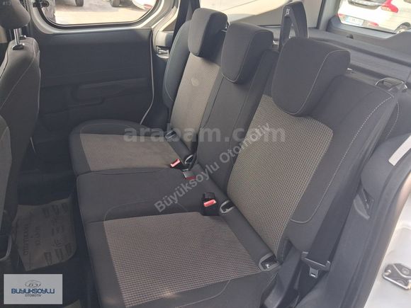 BÜYÜKSOYLU'DAN 2024 TOURNEO COURİER 1.5 ECOBLUE DELUXE 100 HP
