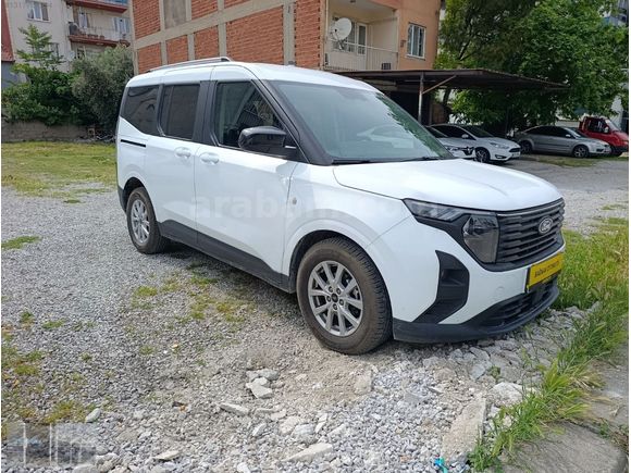 FORD TOURNEO COURİER 1.5 ECOBLUE TİTANİUM 59 BİN KM BOYASIZZZ