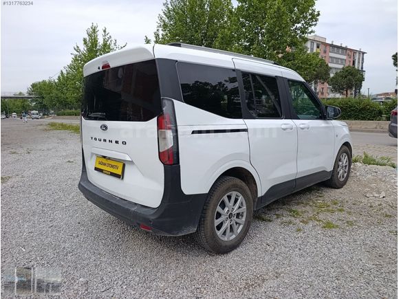 FORD TOURNEO COURİER 1.5 ECOBLUE TİTANİUM 59 BİN KM BOYASIZZZ