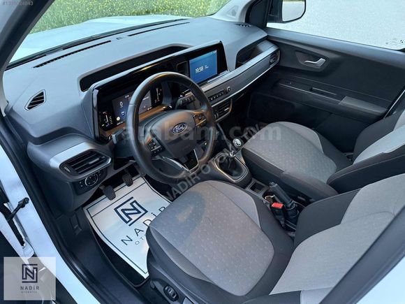 HATASIZ BOYASIZ 2024 FORD COURIER 1.5 EcoBlue TITANIUM 19 BİN KM