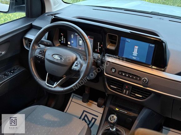 HATASIZ BOYASIZ 2024 FORD COURIER 1.5 EcoBlue TITANIUM 19 BİN KM