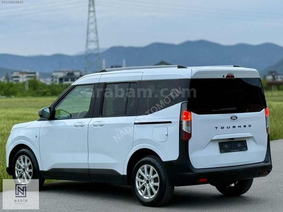 HATASIZ BOYASIZ 2024 FORD COURIER 1.5 EcoBlue TITANIUM 19 BİN KM