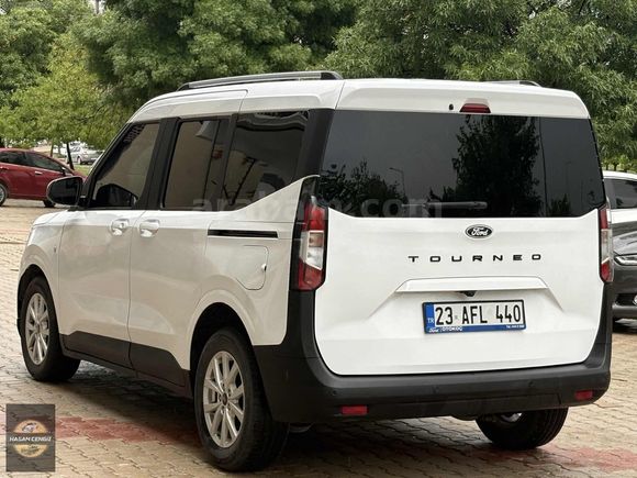 "2024 FORD COURİER 1.5 DİZEL TİTANİUM 18 BİN KM İLK SHB GRNTİ"