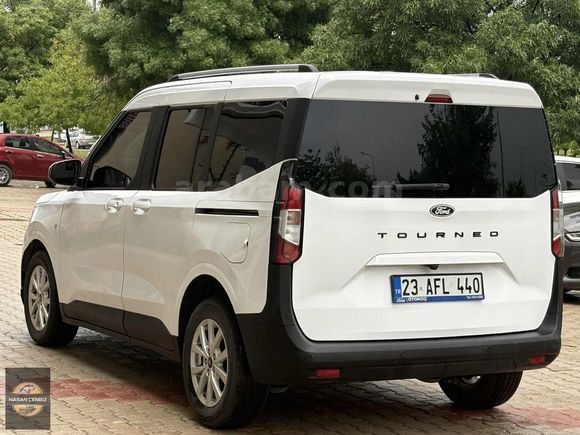 "2024 FORD COURİER 1.5 DİZEL TİTANİUM 18 BİN KM İLK SHB GRNTİ"
