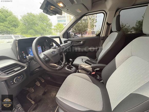 "2024 FORD COURİER 1.5 DİZEL TİTANİUM 18 BİN KM İLK SHB GRNTİ"