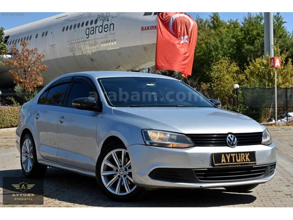 AYTÜRK'TEN 2013 JETTA OTOMATİK VİTES 1.4 TSI 122 HP TRENDLİNE