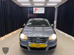 ERCAN YETKİLİ BAYİ VOLKSWAGEN JETTA 1.2 TSİ 147.000 KM