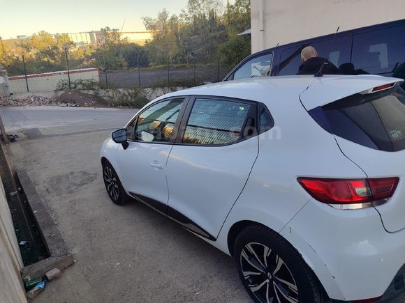 Sahibinden Renault Clio 1.5 dCi Joy 2016 Model  175 bin  km Beyaz