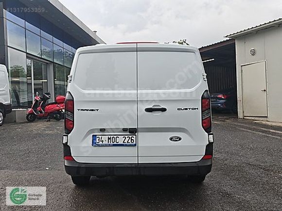 Ford Bayi Gürbaşlar'dan 2024 Custom Van Uzun Hatasız