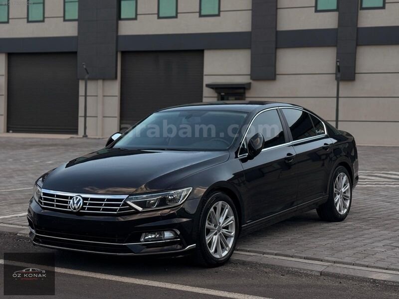 Galeriden Volkswagen Passat 1.6 TDi BlueMotion Impression 2018 Model Diyarbakır 230.000 km Siyah