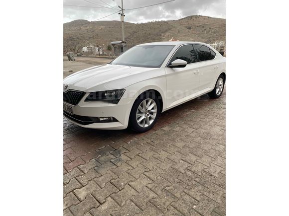 Sahibinden Skoda SuperB 1.6 TDI Style 2018 Model 