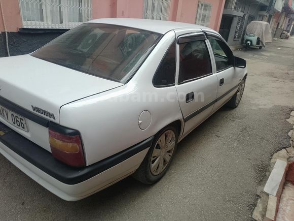 Sahibinden Opel Vectra 1.8 GL 1995 Model