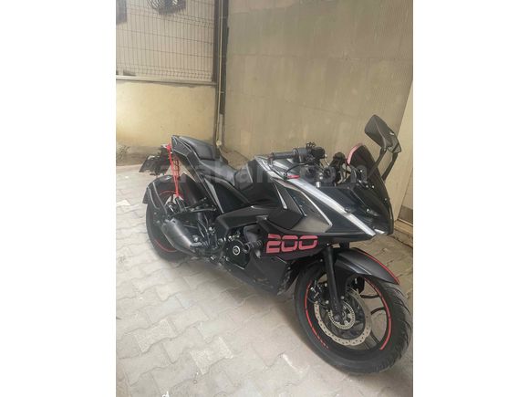 Sahibinden Bajaj Pulsar 200 RS 