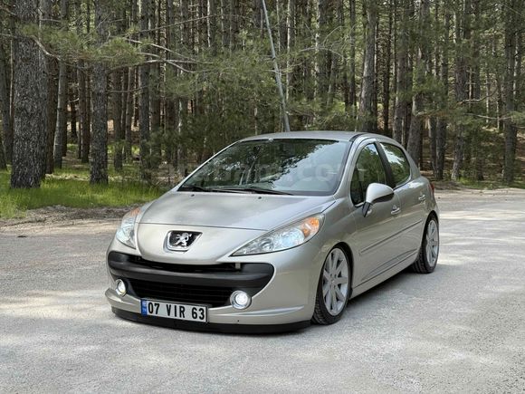 Sahibinden Peugeot 207 1.4 HDi Trendy 2007 Model 