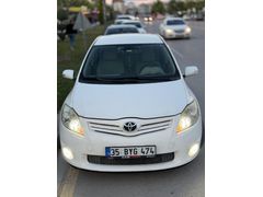 Sahibinden Toyota Auris 1.6 Elegant 2011 Model sınıfının en dolusu