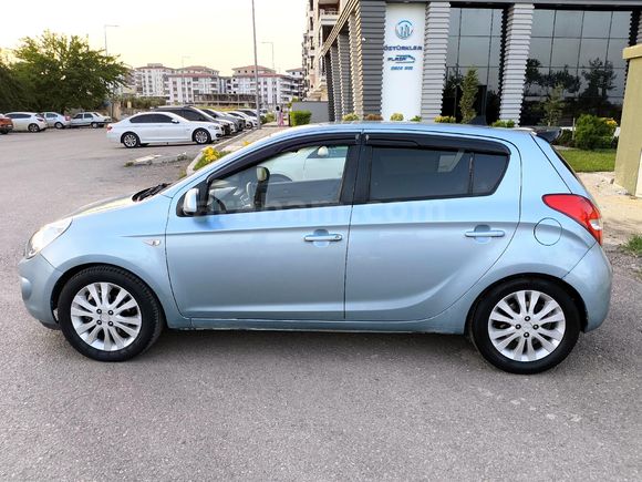 İ20 1.4 Değişensiz Masrafsız Motor Yeni