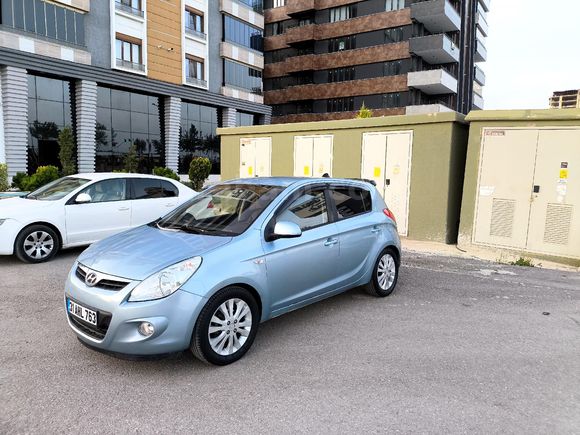 İ20 1.4 Değişensiz Masrafsız Motor Yeni