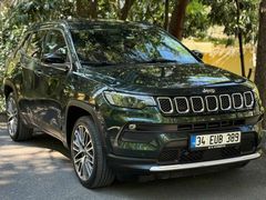 JEEP COMPAS 1.3 GSE BOYASIZ TRAMERSİZ CAM TAVAN Y.SERVİS B.