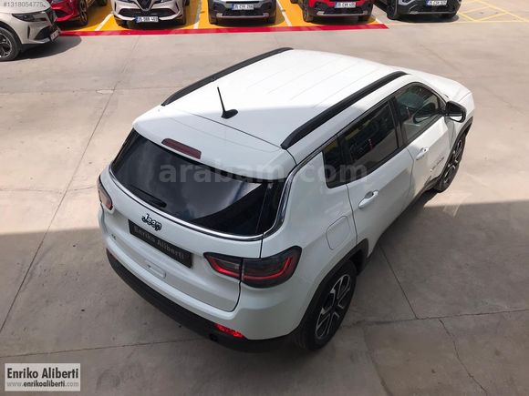 ENRİKO ALİBERTİ'den Jeep Compass 1.5 e-Hybrid Limited 4x2
