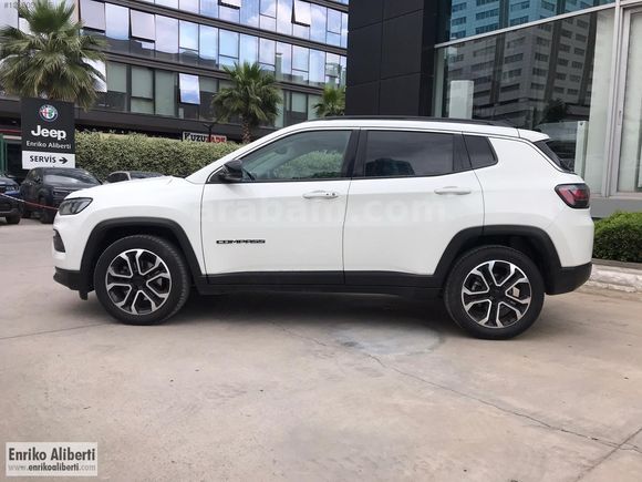 ENRİKO ALİBERTİ'den Jeep Compass 1.5 e-Hybrid Limited 4x2