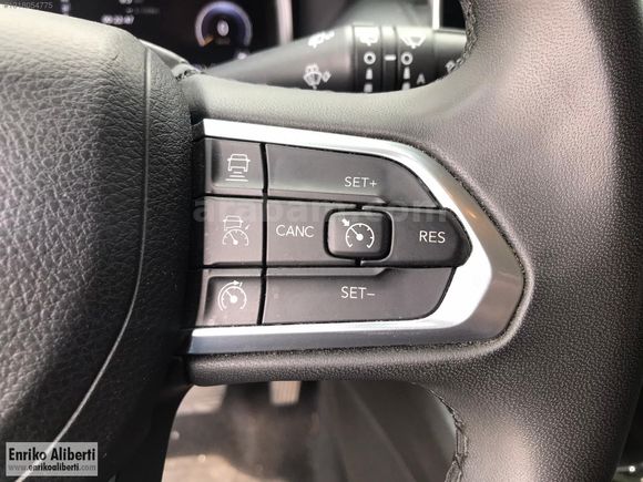 ENRİKO ALİBERTİ'den Jeep Compass 1.5 e-Hybrid Limited 4x2