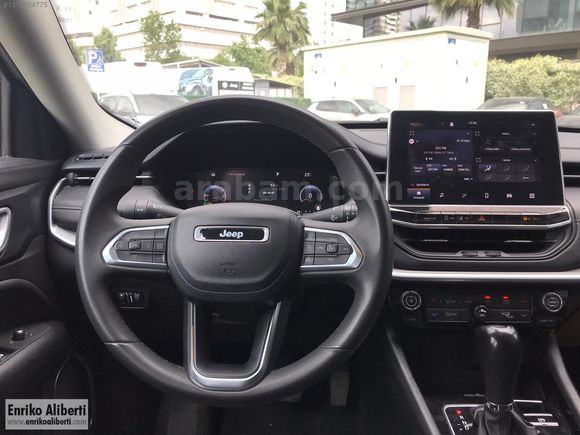 ENRİKO ALİBERTİ'den Jeep Compass 1.5 e-Hybrid Limited 4x2