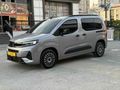 2025 OPEL COMBO 16 BİN KM TRAMERSİZ DEGİŞENSİZ BOYASIZ 132 HP
