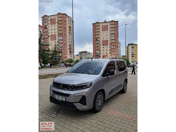 2025 OPEL COMBO 16 BİN KM TRAMERSİZ DEGİŞENSİZ BOYASIZ 132 HP