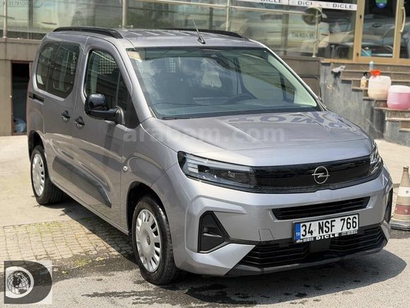 DİCLE OTO'dan 2025 MODEL HATASIZ 0.79 İLE FUL KREDİ+TAKAS İMKANI