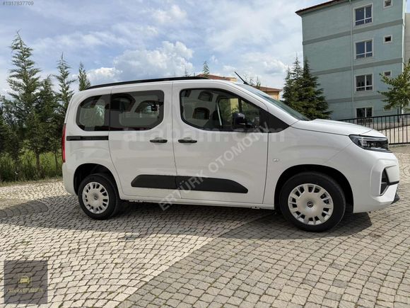 ERTÜRK OTOMOTİV DEN OPEL COMBO OTOMATİK VİTES