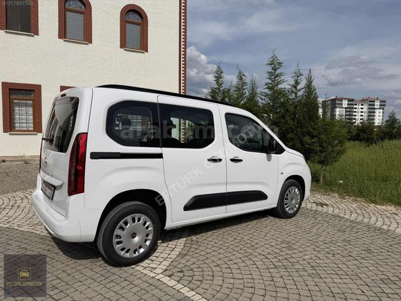 ERTÜRK OTOMOTİV DEN OPEL COMBO OTOMATİK VİTES