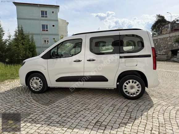 ERTÜRK OTOMOTİV DEN OPEL COMBO OTOMATİK VİTES