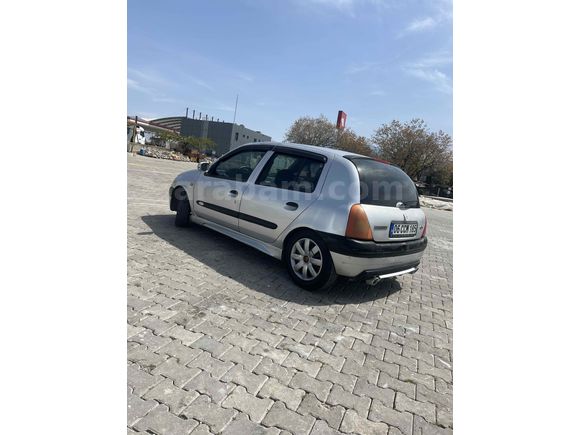Sahibinden Renault Clio 1.4 2001 Model 
