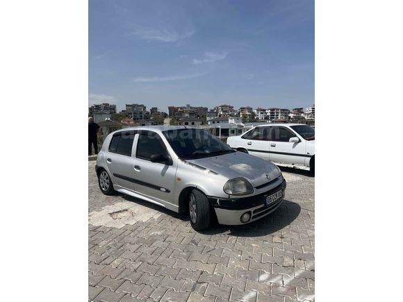 Sahibinden Renault Clio 1.4 2001 Model 