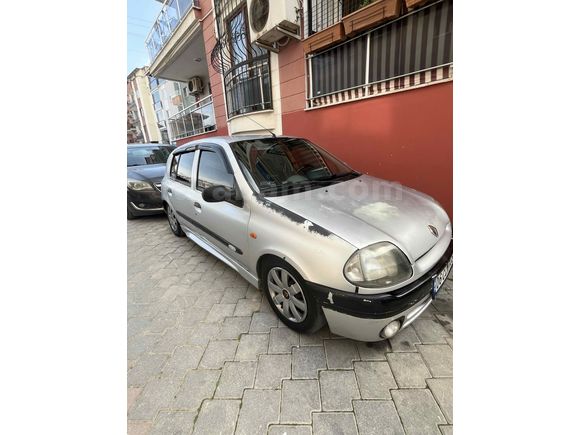 Sahibinden Renault Clio 1.4 2001 Model 