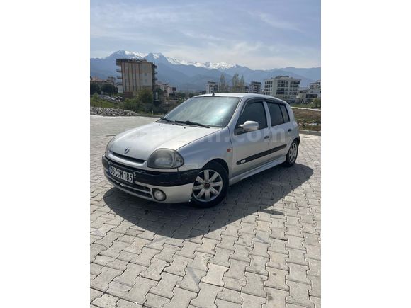 Sahibinden Renault Clio 1.4 2001 Model 
