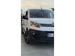 Sahibinden Citroen Berlingo 1.5 BlueHDI Feel 2023 Model 