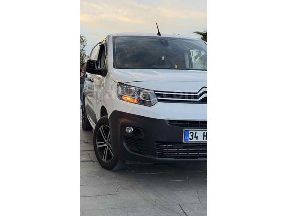Sahibinden Citroen Berlingo 1.5 BlueHDI Feel 2023 Model 