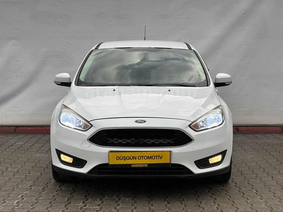 2015 MODEL FORD FOCUS