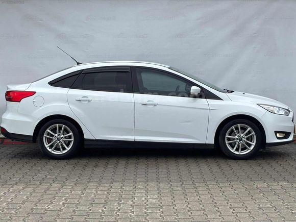 2015 MODEL FORD FOCUS