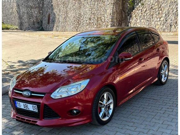 FORD FOCUS 1.6 BENZİNLİ TREND X 71000 KM'DE